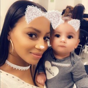 Meet your Posher, Ione